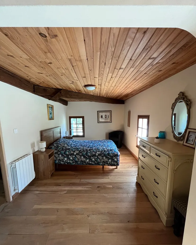Séjour nature en gîte : Étang privé, Piscine et loisirs pour tous