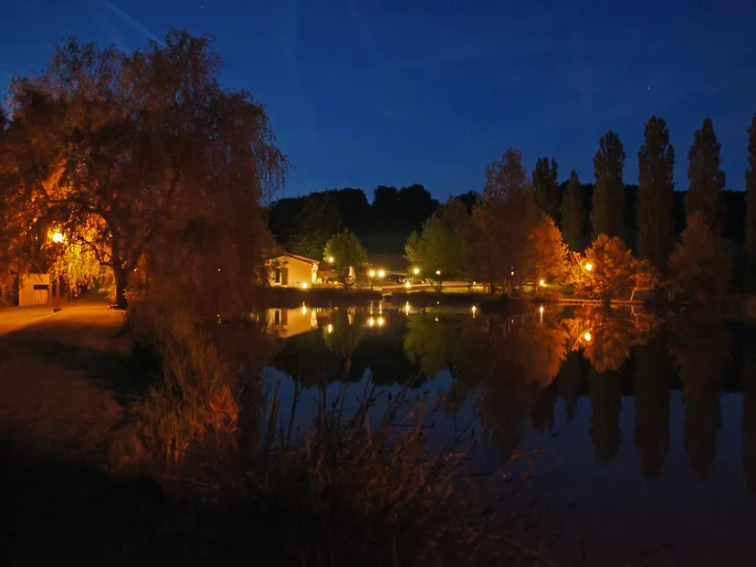 Votre havre de paix : Gîte 4-6 pers. avec étang de 5000m² et piscine en Périgord