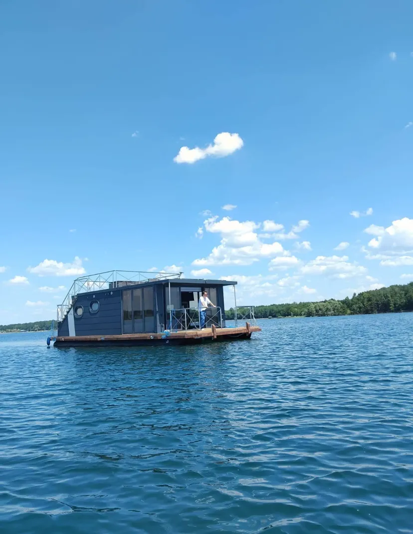 Bateau écologique sur le lac du Der - Navigation sans permis