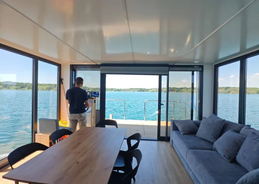 Bateau écologique sur le lac du Der - Navigation sans permis