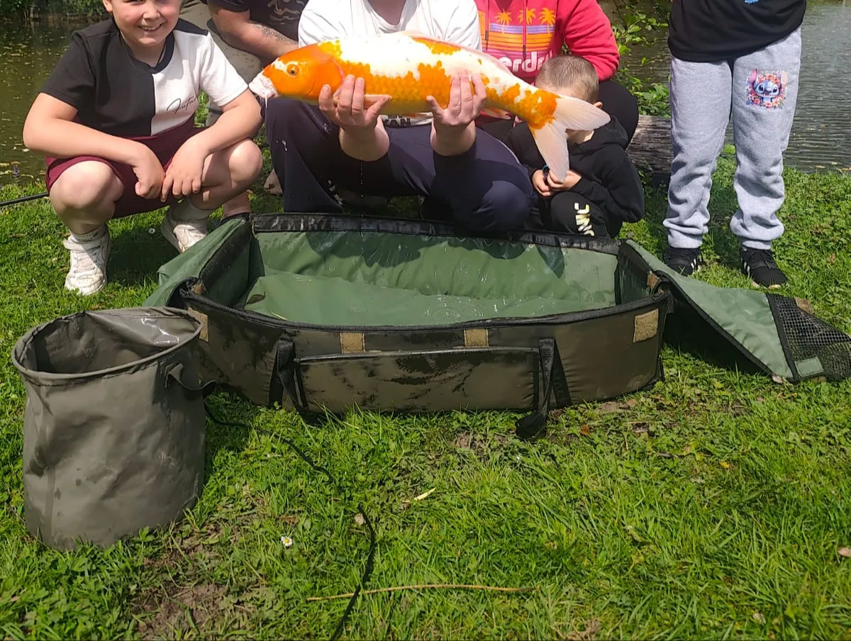 Terrain de loisir avec son étang de pêche