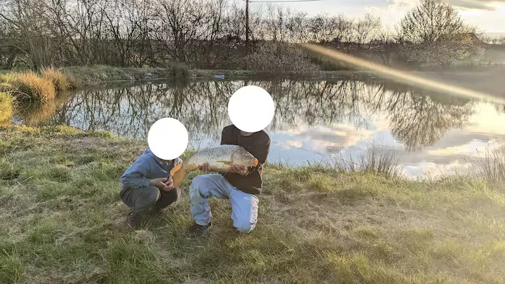 Gîte avec étang de pêche privé