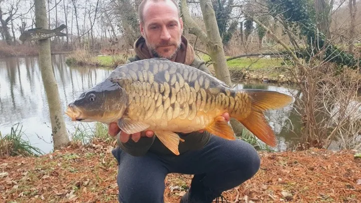 Petit étang à 1 h de paris