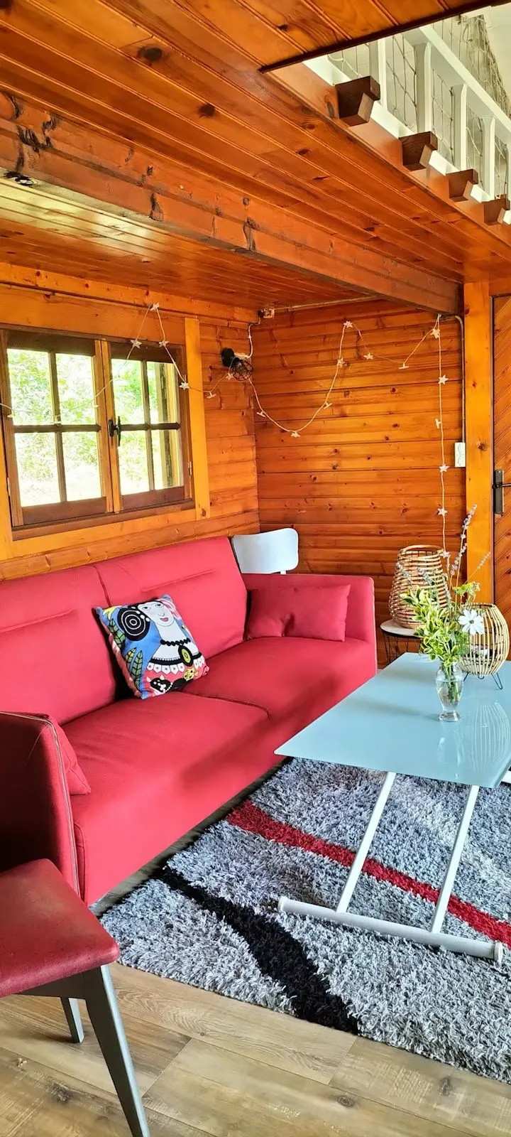 Chalet au bord du Loir, accès direct à la rivière