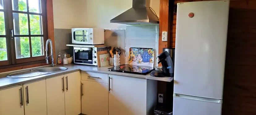 Chalet au bord du Loir, accès direct à la rivière