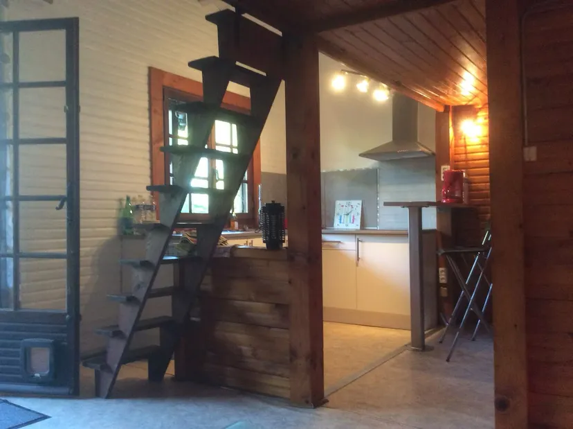 Chalet au bord du Loir, accès direct à la rivière