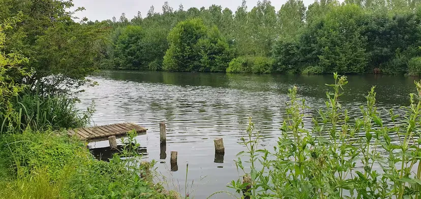 Gite en bordure de rivière, au bord de l'eau
