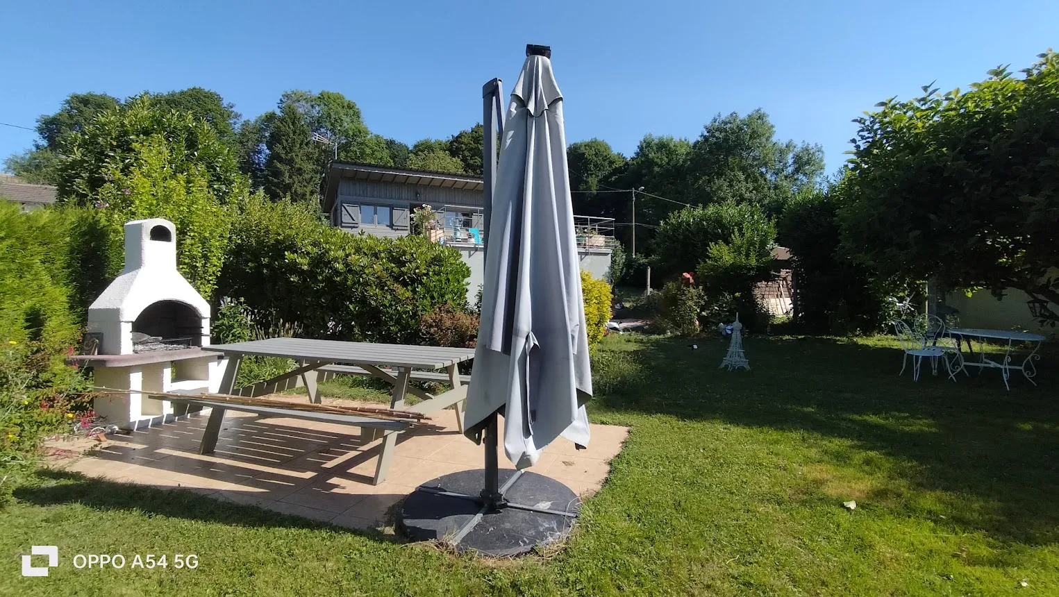 Gite en bordure de rivière, au bord de l'eau