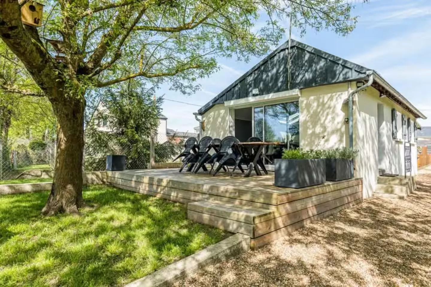 Maison au bord du Loir avec accès direct à la rivière