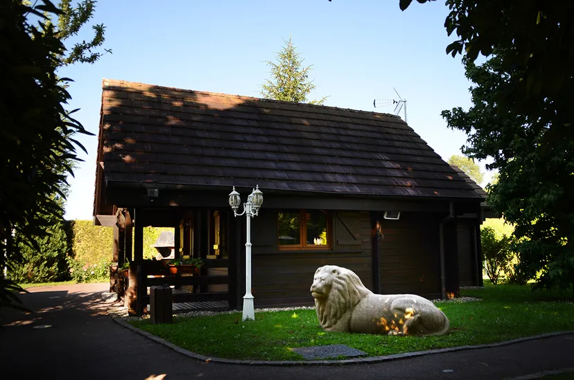 Chalet pour 5 personnes avec étang, près de Belfort L