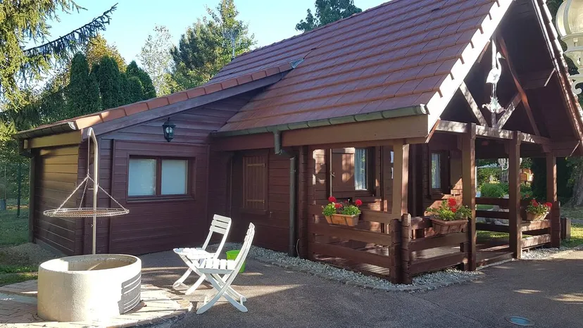 Chalet pour 5 personnes avec étang, près de Belfort L