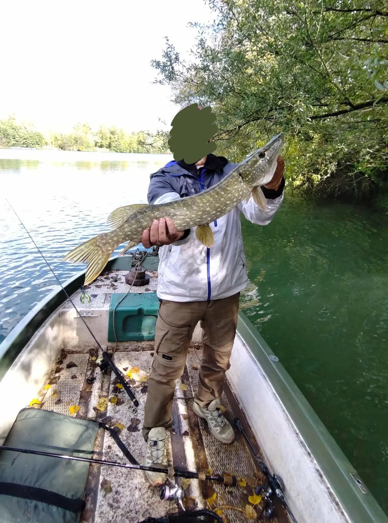 Villa de 120m2 jusqu'à 6 personnes au pied d’un étang de 3Ha privatif