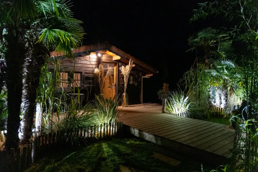 Cottage romantique au bord de l’eau avec jacuzzi privé et pêche 64