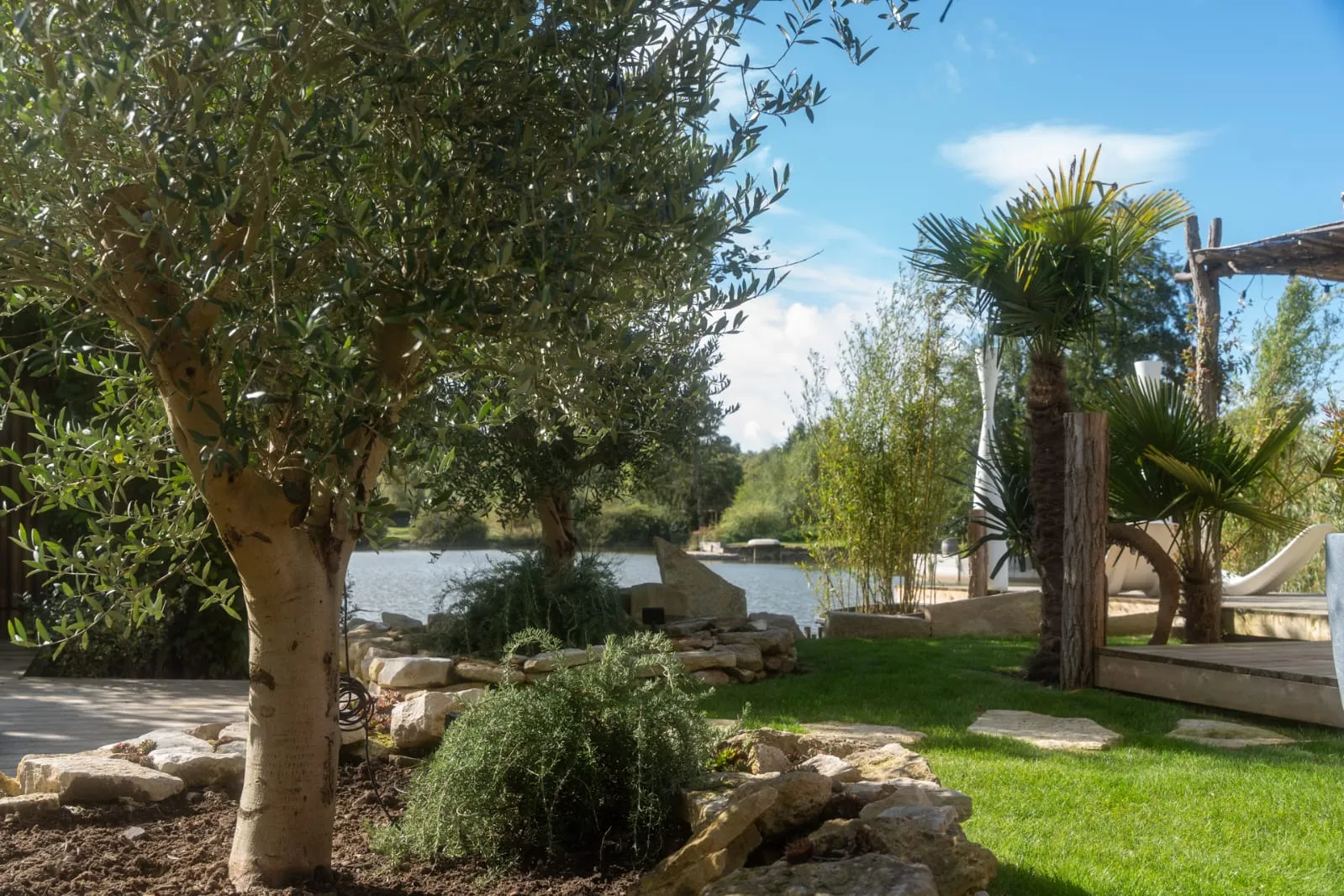 Petit havre romantique avec jacuzzi et pêche 54