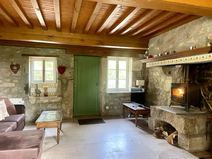 Havre de paix en pleine nature avec 3 étangs privé La Past