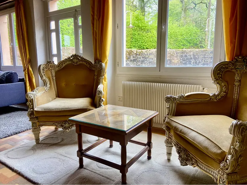 Grand gîte à louer dans le Morvan – 14 couchages, 3 étangs, 7 hectares de nature