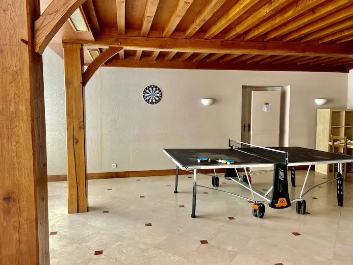 Grand gîte à louer dans le Morvan – 14 couchages, 3 étangs, 7 hectares de nature
