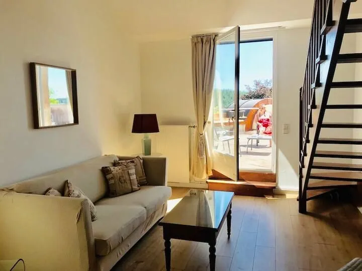Grand gîte à louer dans le Morvan – 14 couchages, 3 étangs, 7 hectares de nature