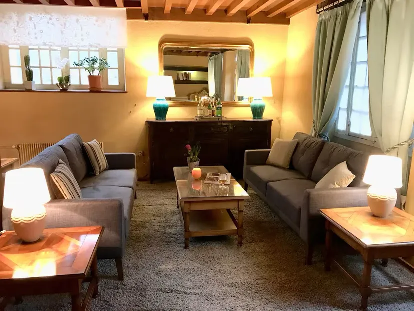Grand gîte à louer dans le Morvan – 14 couchages, 3 étangs, 7 hectares de nature