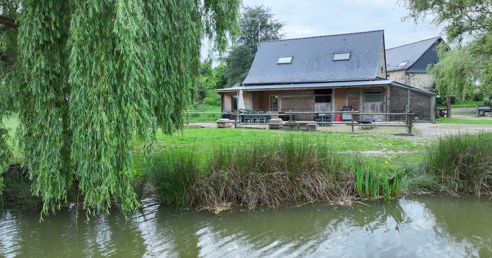Gîte de charme 6 couchages au bord d’un étang pour les vacances