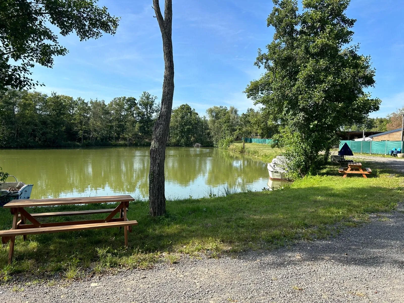 Une journée de pêche et de détente au bord de l’eau