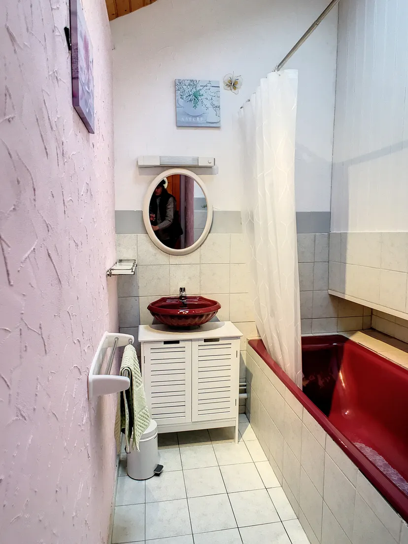 Gite trois personnes avec son étang privé