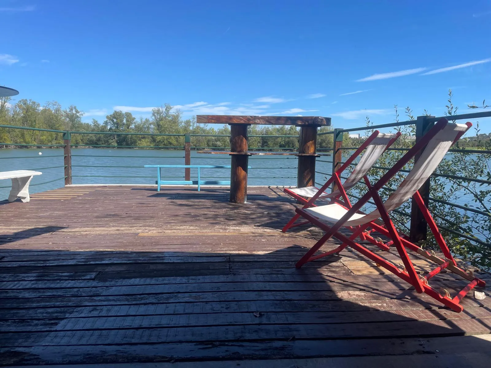 Location lac de 20ha privé avec une cabane suspendue dans les Landes - jamais ouvert au public