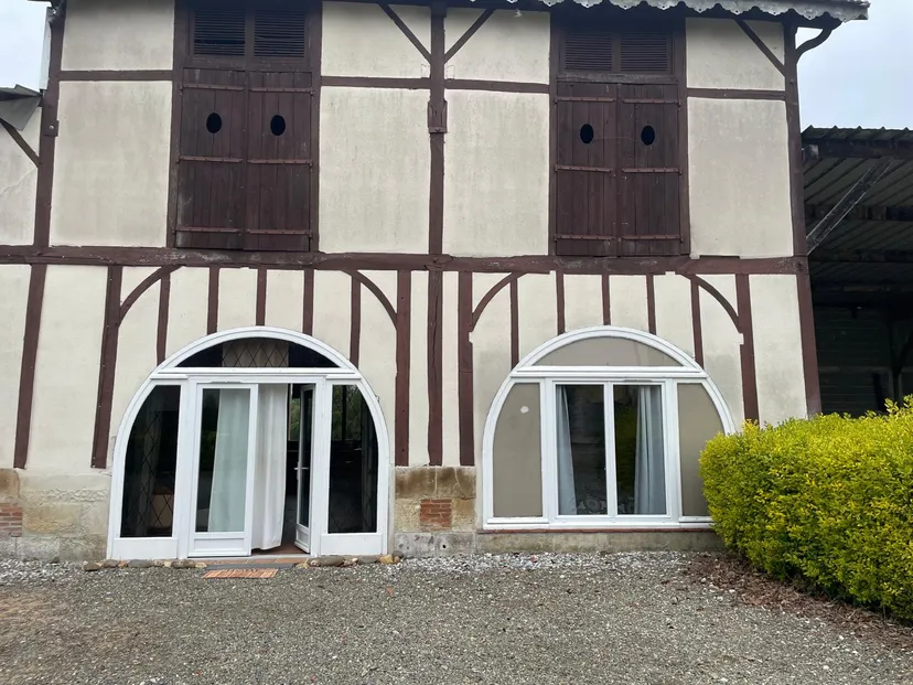Holiday rental 20min from Mont de Marsan with a lake of 49.42 ac for fishing
