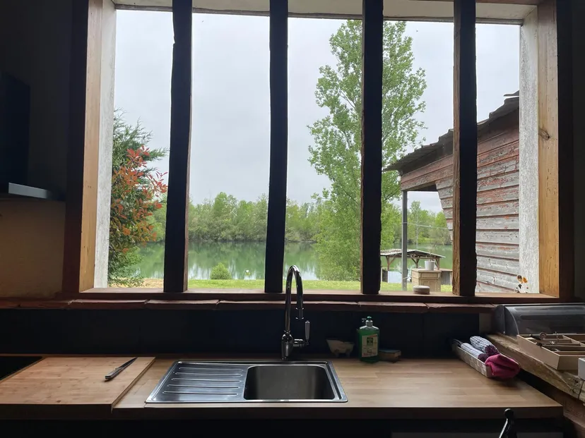 Holiday rental 20min from Mont de Marsan with a lake of 49.42 ac for fishing