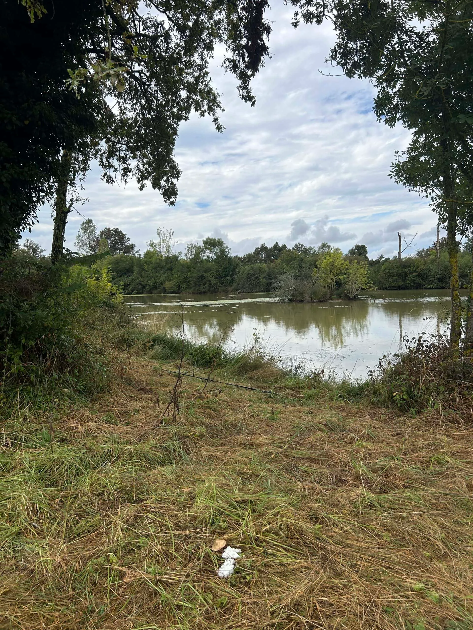 Etang à louer en Indre - la nature avec 1ha d'eau