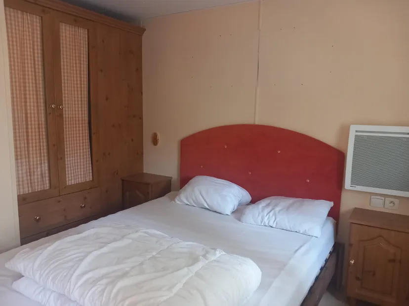 Location mobil home avec étang privé et piscine à côté de Paris ou Troyes - Casté