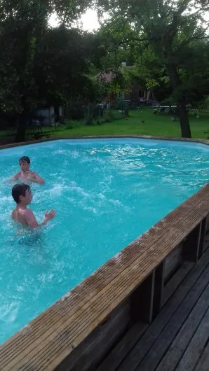 Location mobil home avec étang privé et piscine à côté de Paris ou Troyes - Casté