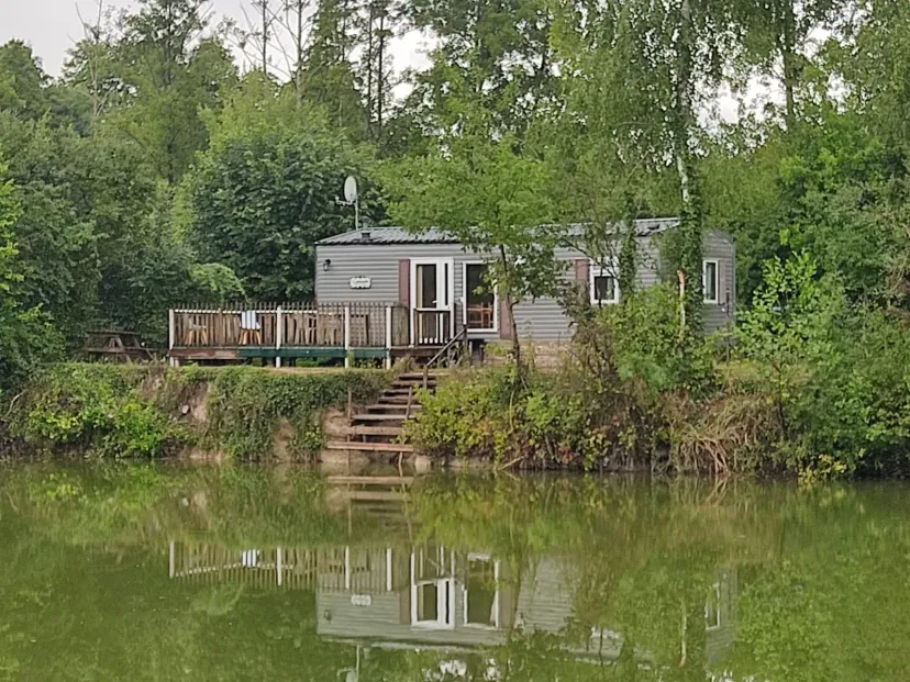 Privatisation de tout le domaine, 3 Mobiles-homes avec étang d'1 ha proche de Paris