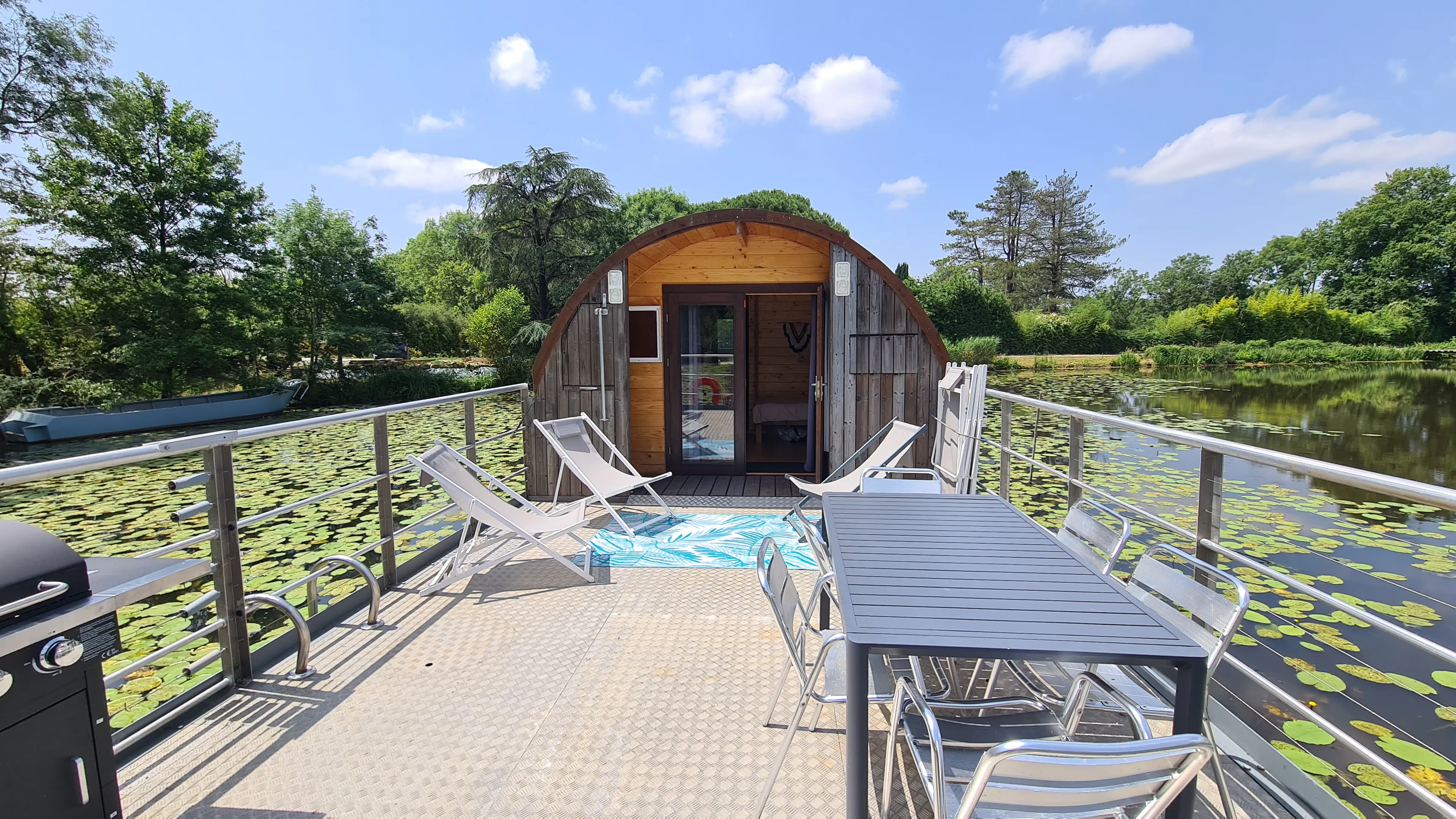 Unusual fishing trip on boat