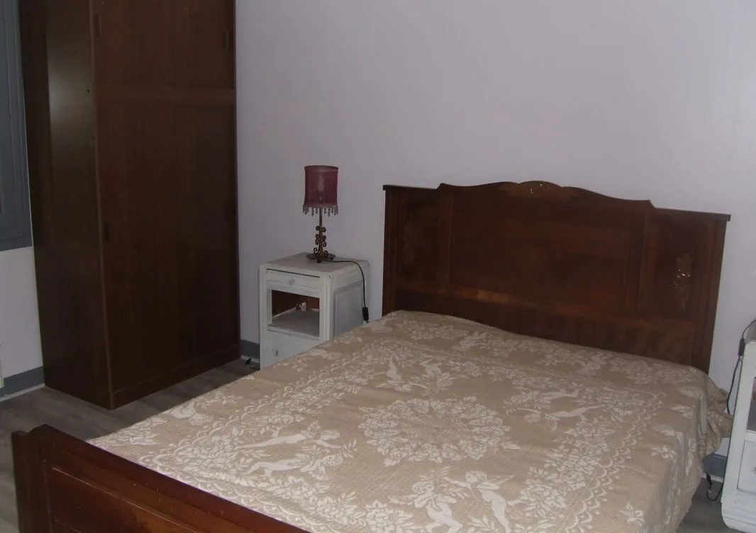 Gite with its pond 9 beds