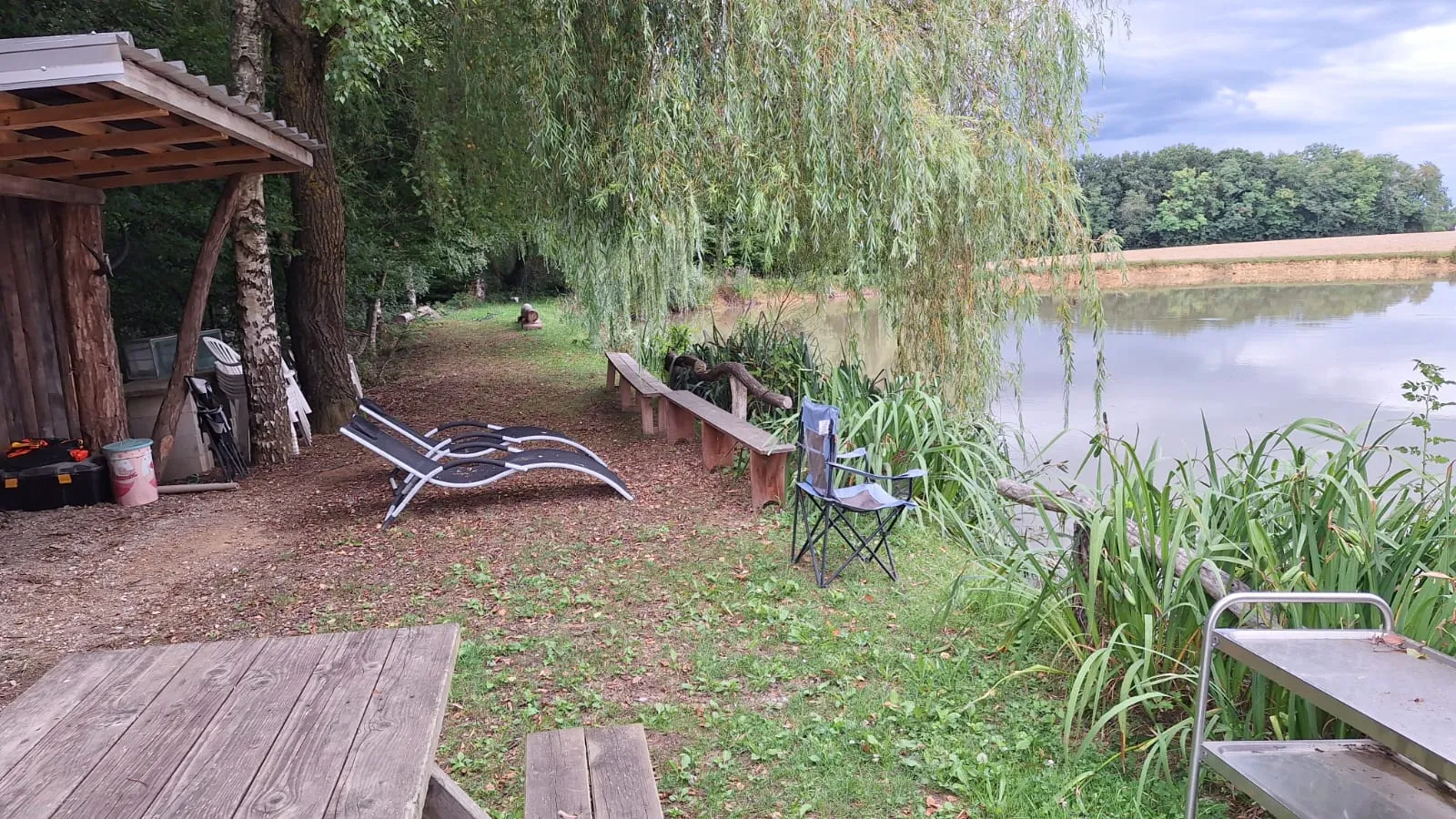 Location étang privé de 0,4ha dans le Jura