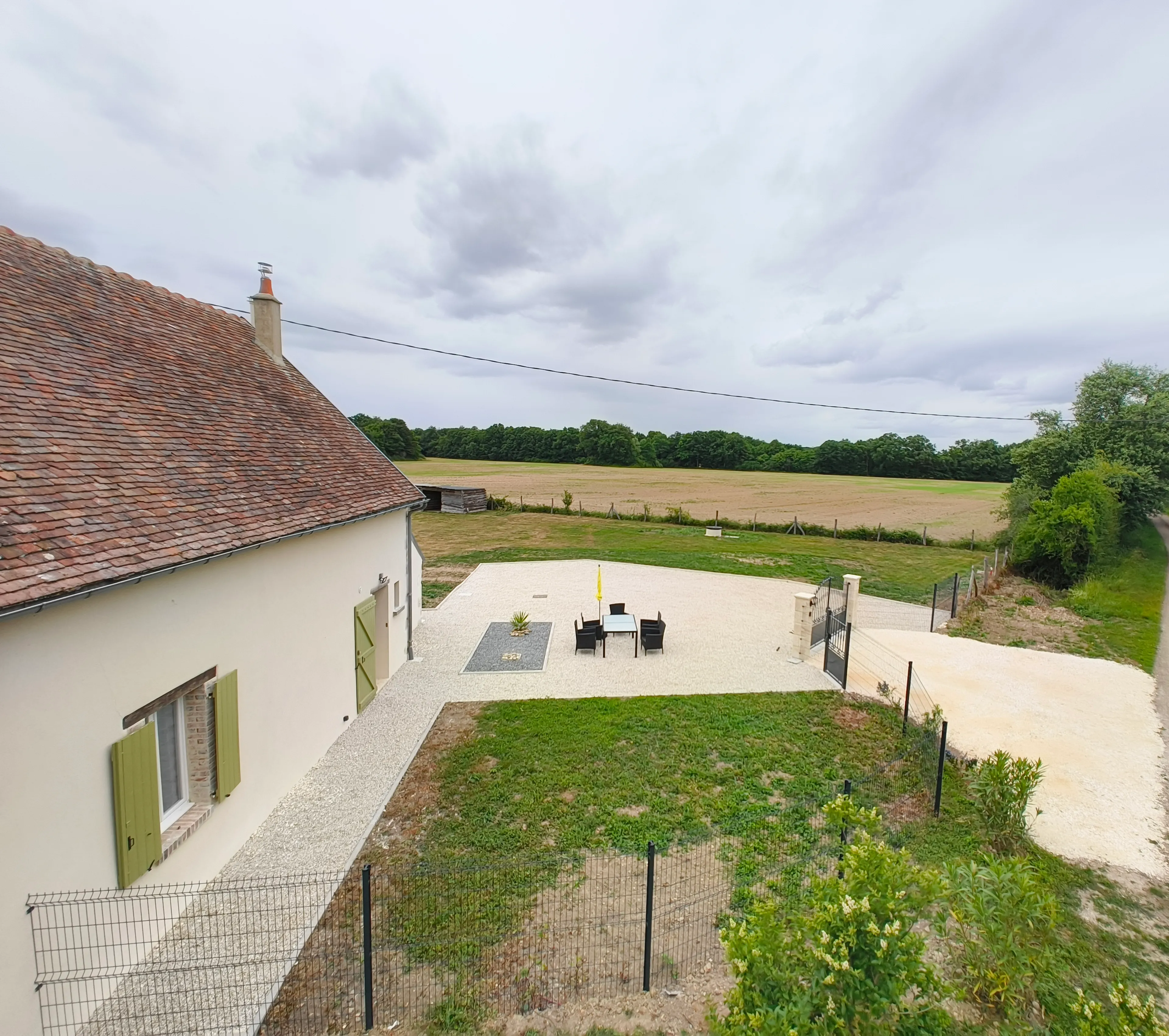 Cottage, with access private pond, ideal for a family stay