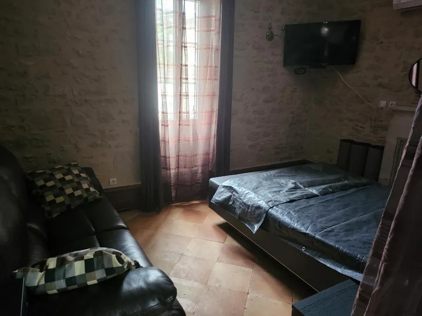 Chambre dans un château et ses 2 étangs