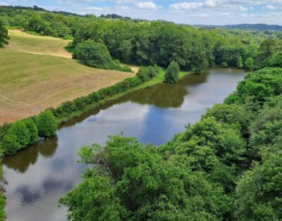 Etang à louer de 1.5ha avec une cabane de pêche