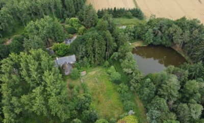 Maison d’hôte pour 4 personnes avec son étang de pêche en Bretagne