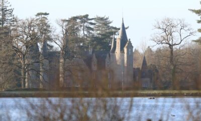 Pêche aux carnassiers dans un étang de 26ha au bord d’un chateau