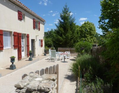 Gîte tout confort au bord de la rivière Thouet