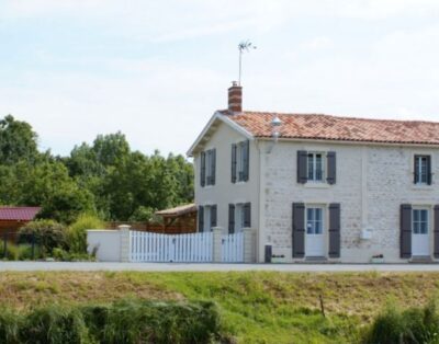 Gîte tout confort au bord de la Sèvre