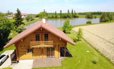 Chalet finlandais pour les amoureux de la nature avec étang privé