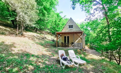 Gîte au coeur de la fôret sur un domaine avec étang