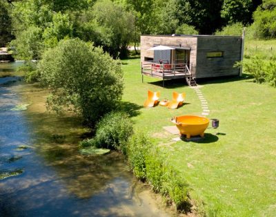 Hébergement insolite avec bain nordique au cœur de la Bourgogne