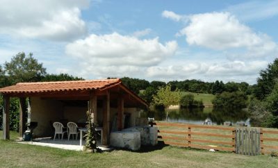 Maison de campagne avec accès à 3 étangs