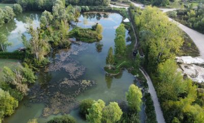 Étang avec yourte aménagée et forte population de poissons!