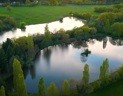 Étang de 1,6ha au coeur de la nature